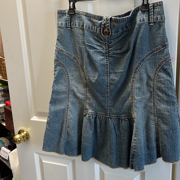 Art to wear embellished skirt sz 11 - Picture 4 of 6